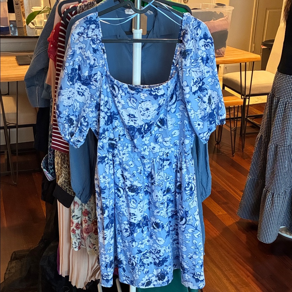 Blue Floral Puff-Sleeve Women's Dress Top